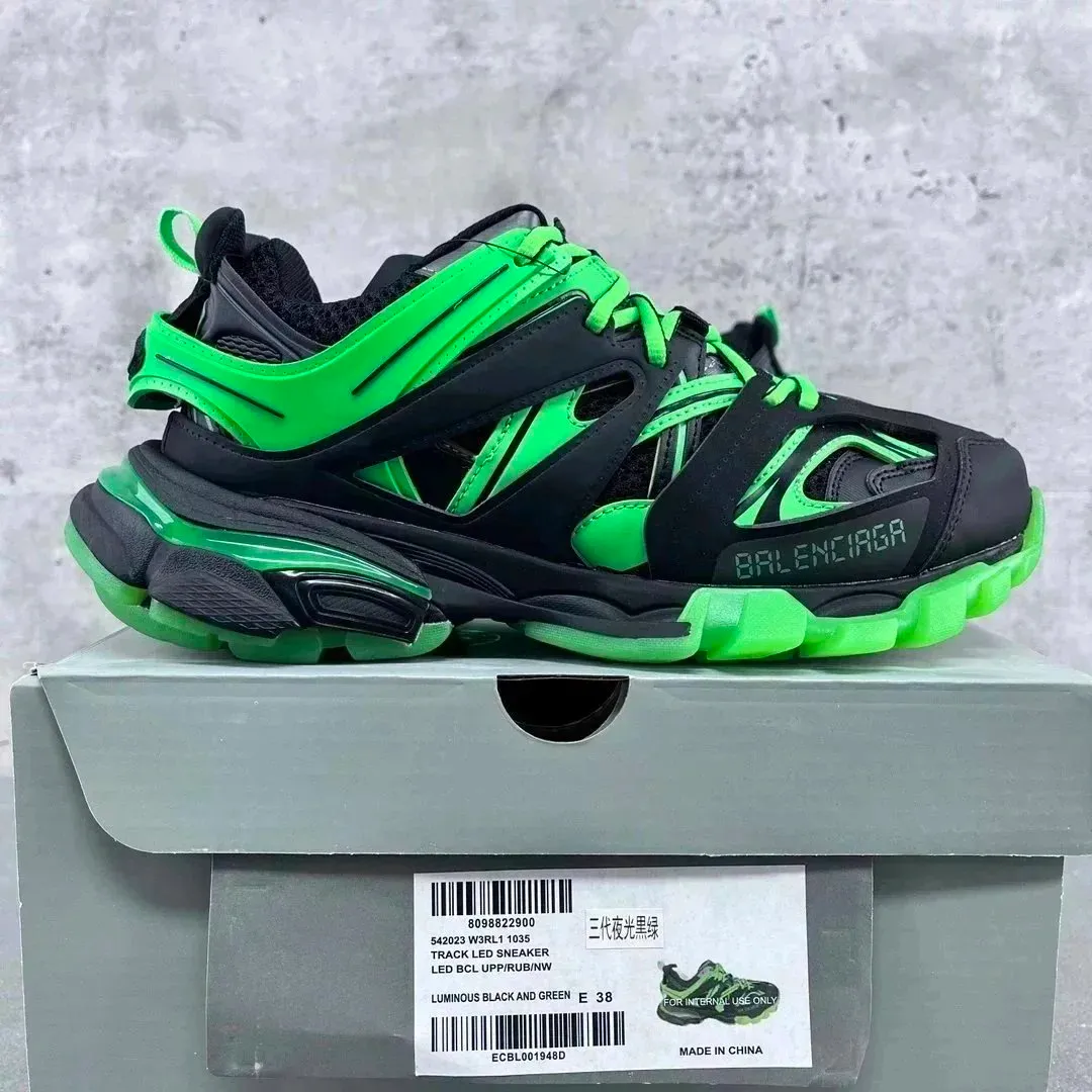 GOOD Paris Track3.0 Night Light Dark Green