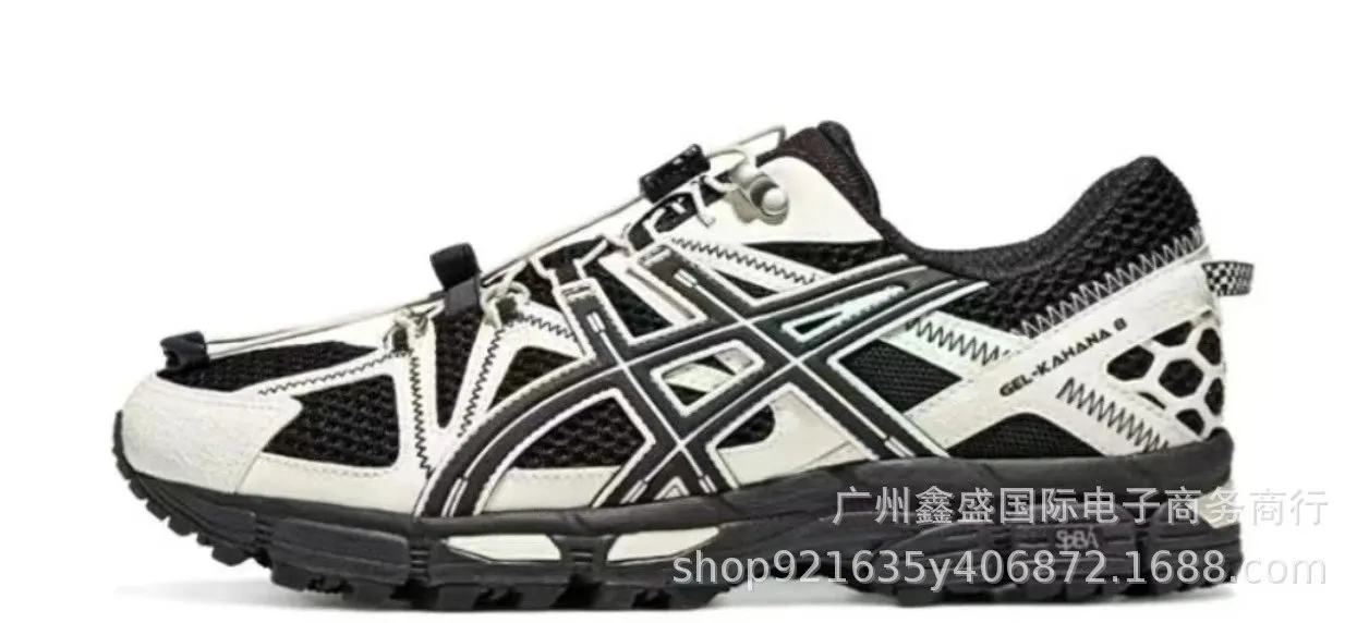 1011B828-001 Black and White K8